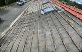 Restauration de toiture, isolation et remplacement de Velux à Trie-Château